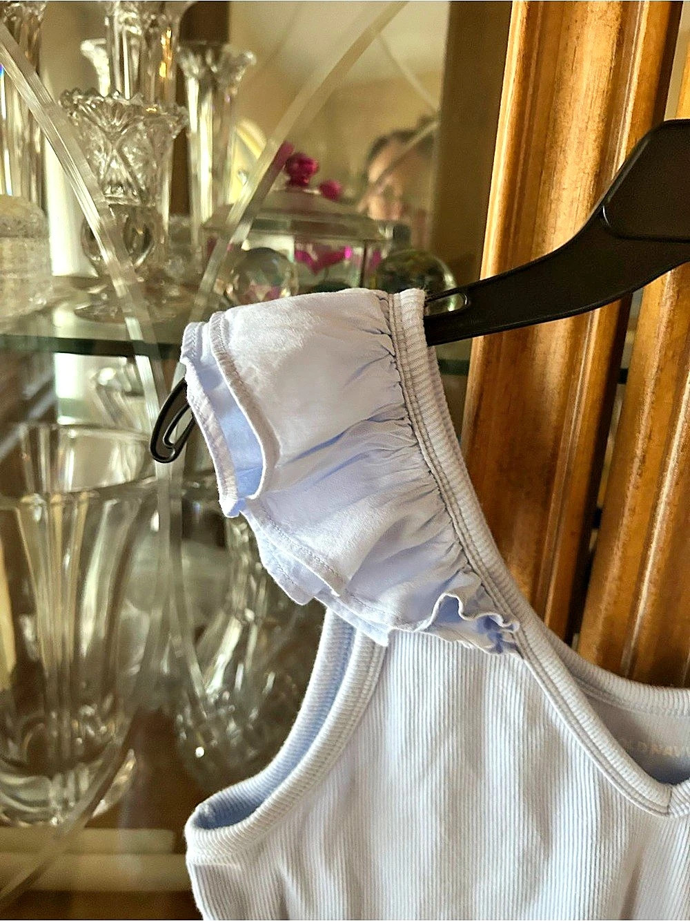 Old Navy Ribbed Ruffle-Strap Tank Top White Medium - Picture 4 of 5